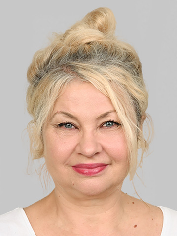 Annamaria Farces